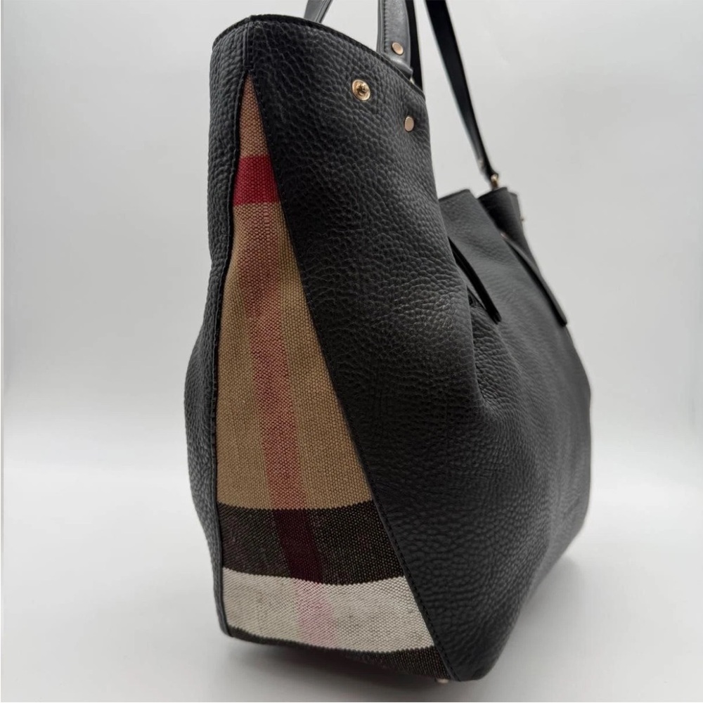 Burberry Black Leather Women's Bag - Picture 4 of 14